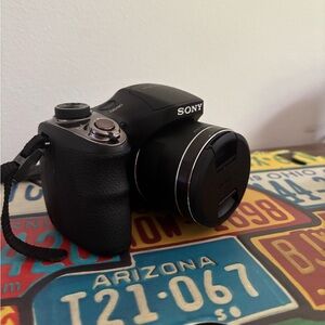 Sony - Cybershot - DSC-H300 Digital Camera
